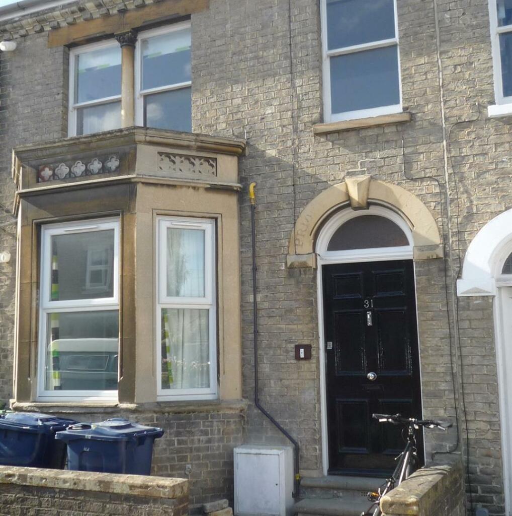 Additional property image - 31 Priory Road, Cambridge, CB5 8HT