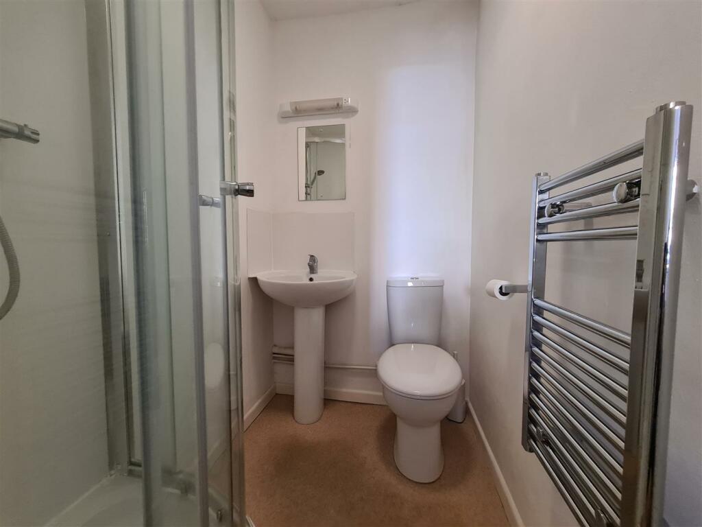 Additional property image - 30 Newmarket Road, Cambridge, CB5 8DT