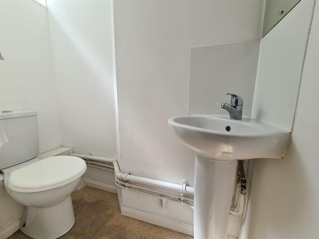 Additional property image - 30 Newmarket Road, Cambridge, CB5 8DT