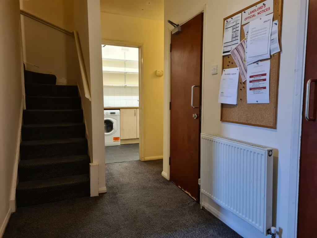 Additional property image - 58b Mill Road, Cambridge, CB1 2AS