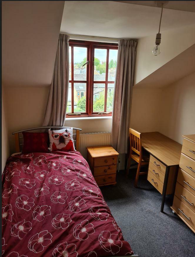 Additional property image - 58b Mill Road, Cambridge, CB1 2AS