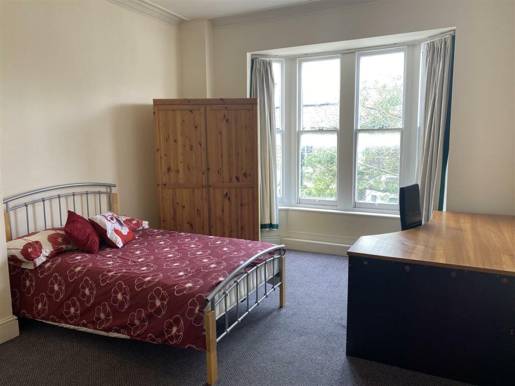 Additional property image - 58A Mill Road, Cambridge, CB1 2AS