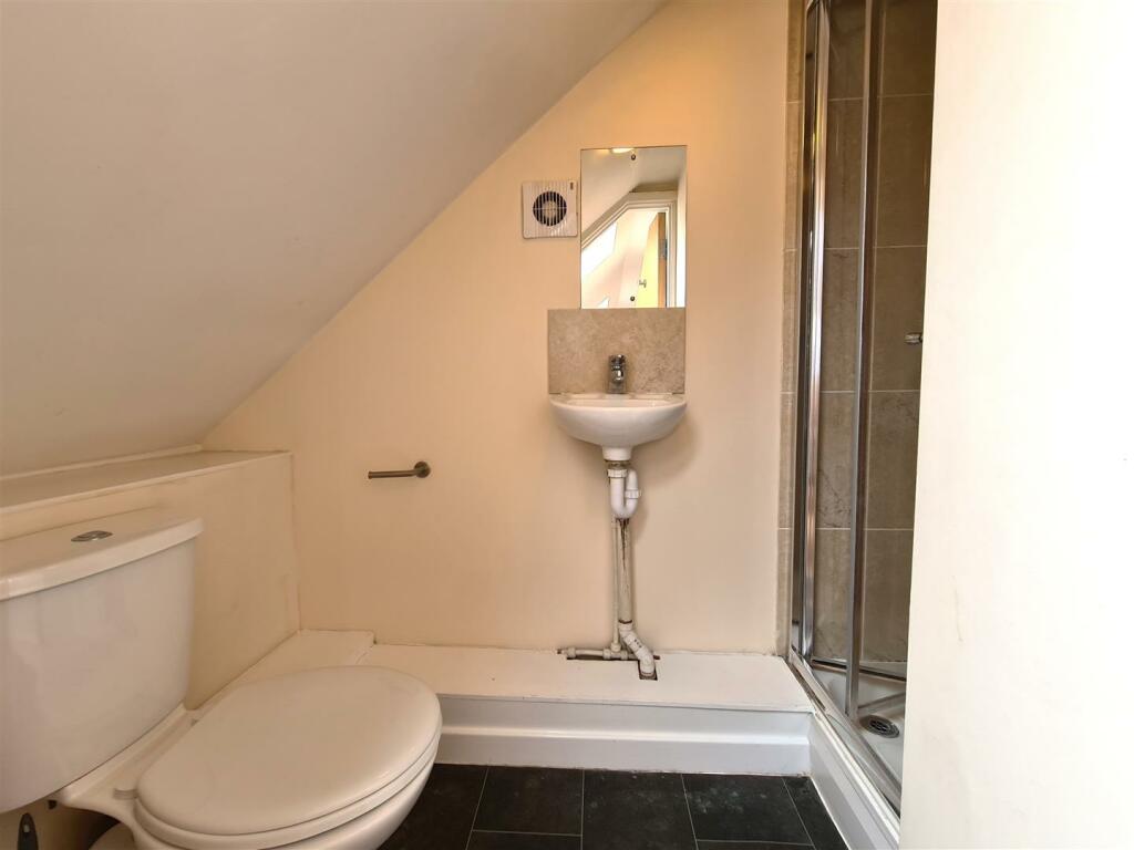 Additional property image - 48 Elizabeth Way, Cambridge, CB4 1EE