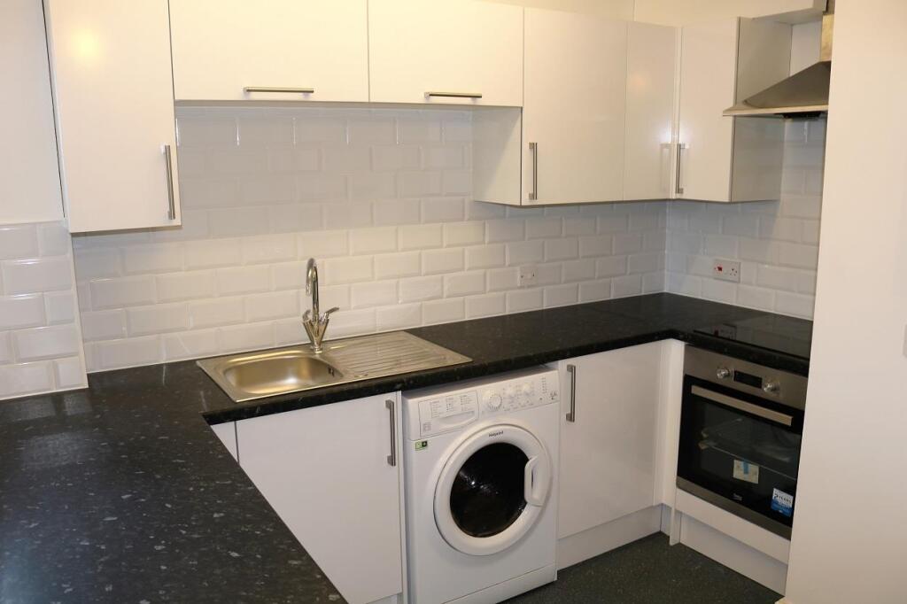 Additional property image - Room 3, 33 Mill Road, Cambridge