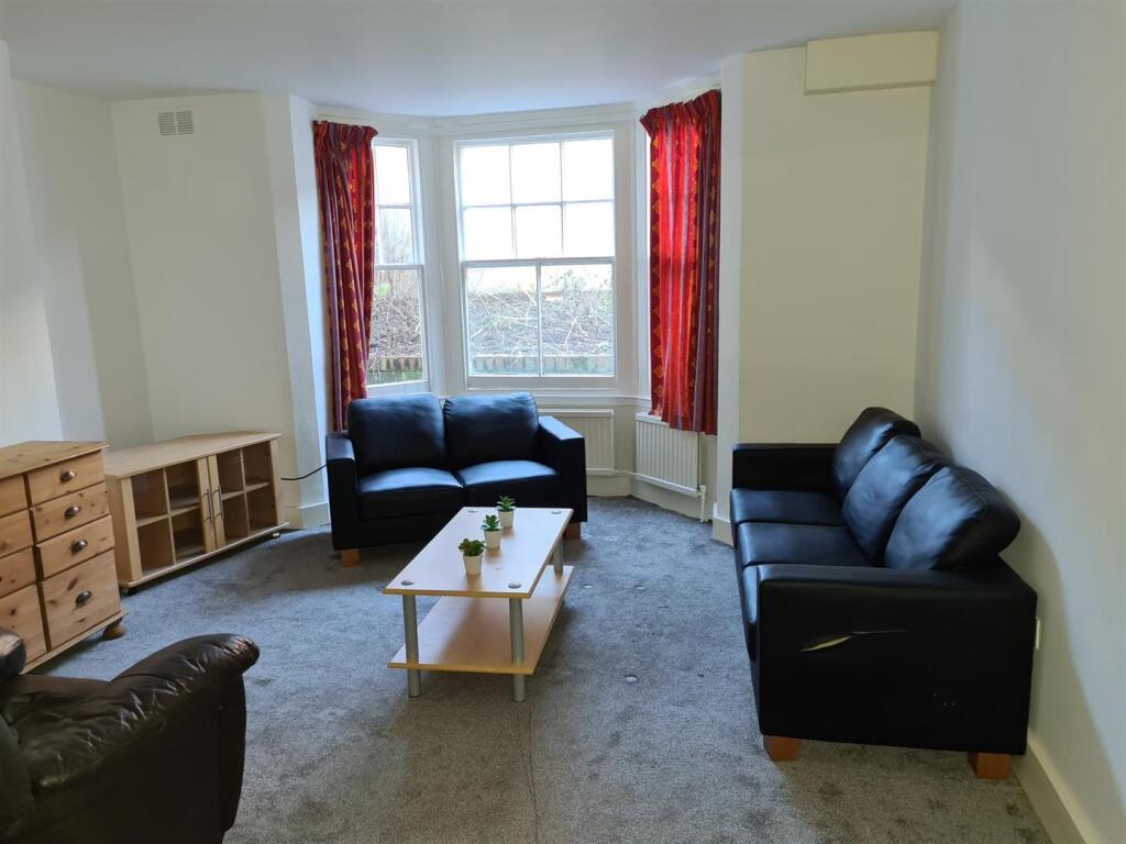 Additional property image - Flat 1, 44 Old Station Road, Newmarket