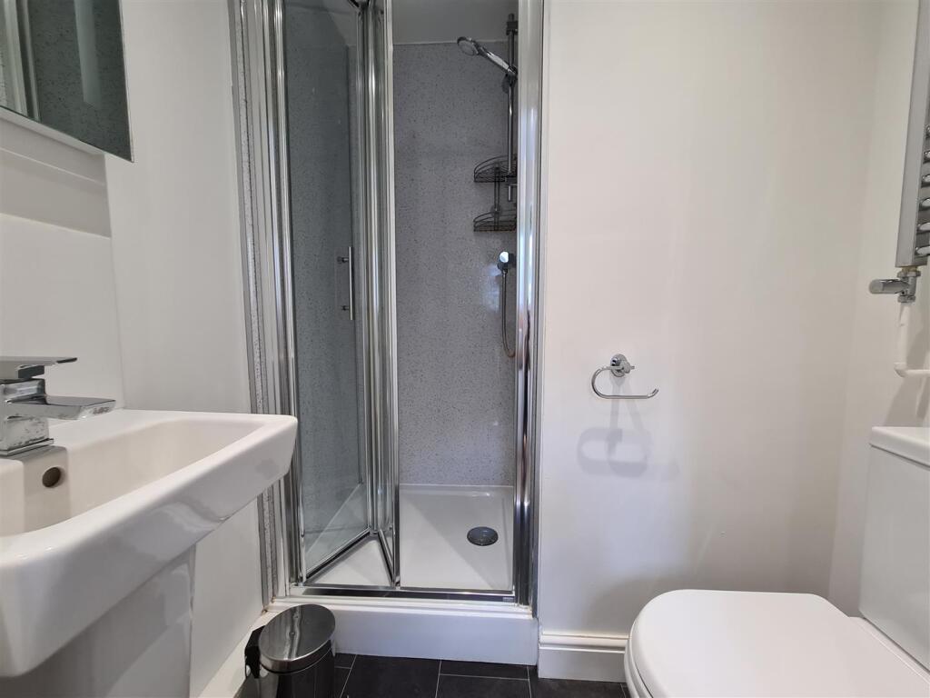 Additional property image - 113 Victoria Road, Cambridge, CB4 3BS