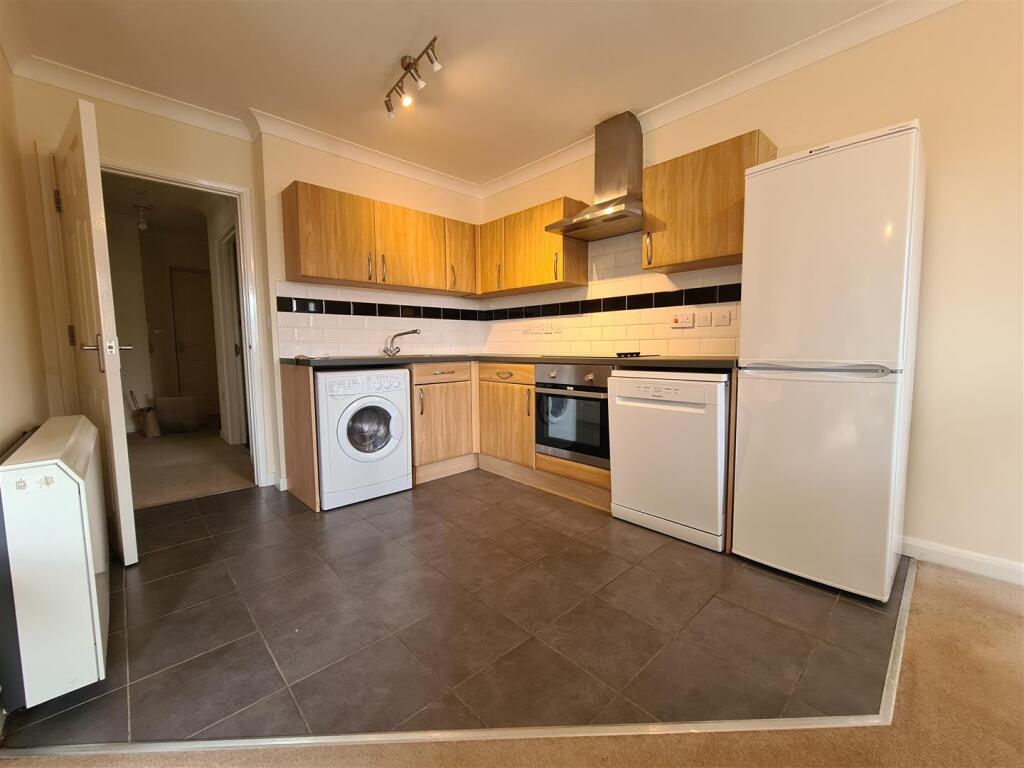 Main image of property: 21 Abbeyfields, Peterborough