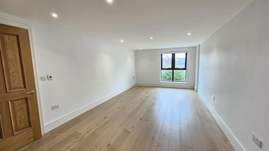 Main image of property: Flat 2, Milton Road Library, Ascham Road, Cambridge