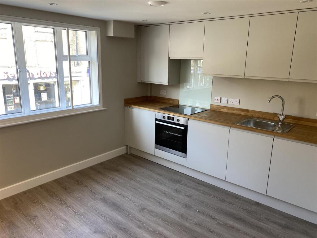 Main image of property: Regent Street, Cambridge