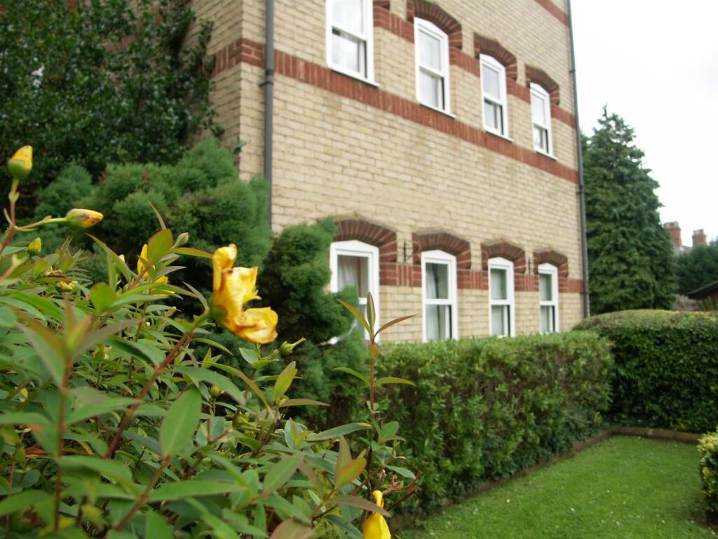 Main image of property: Flat 16, Bridge Street, Thrapston, Kettering
