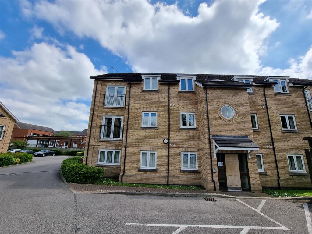 Main image of property: Flat 10, Abbeyfields, Peterborough