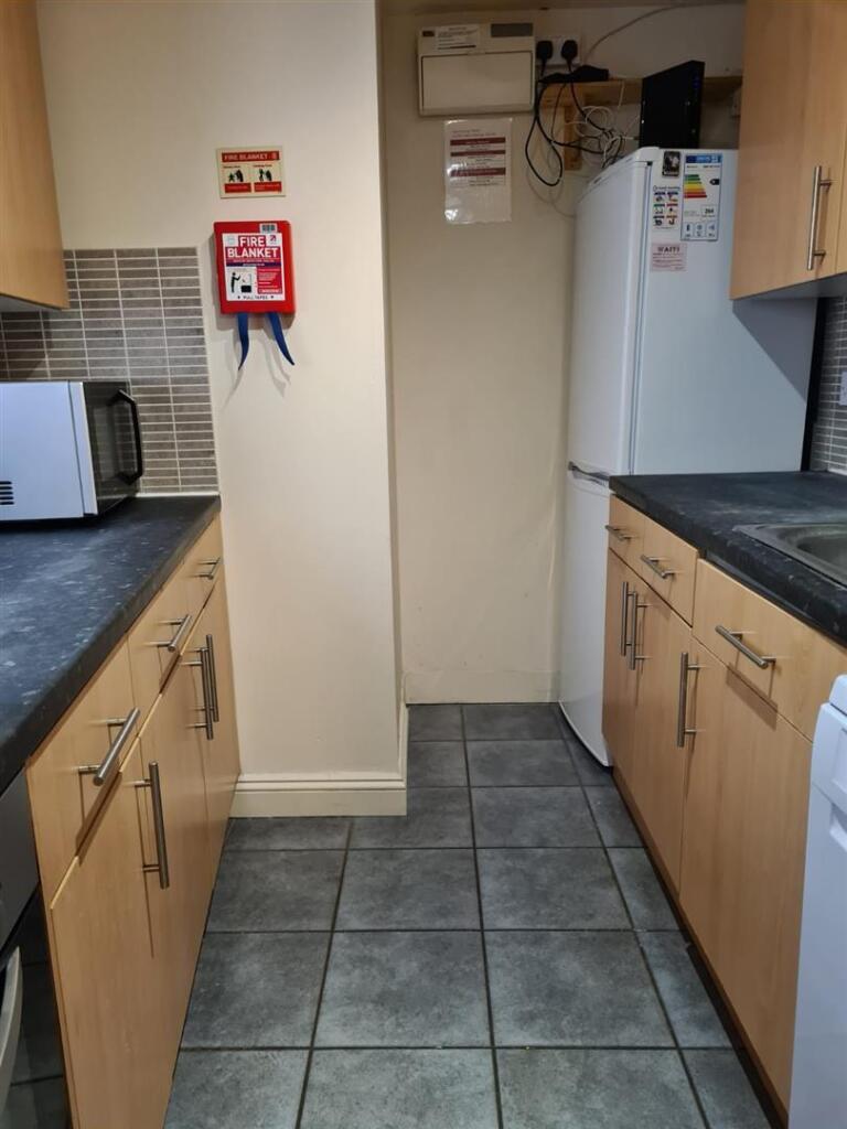 Main image of property: 1A Willis Road, Cambridge, CB1 2AQ