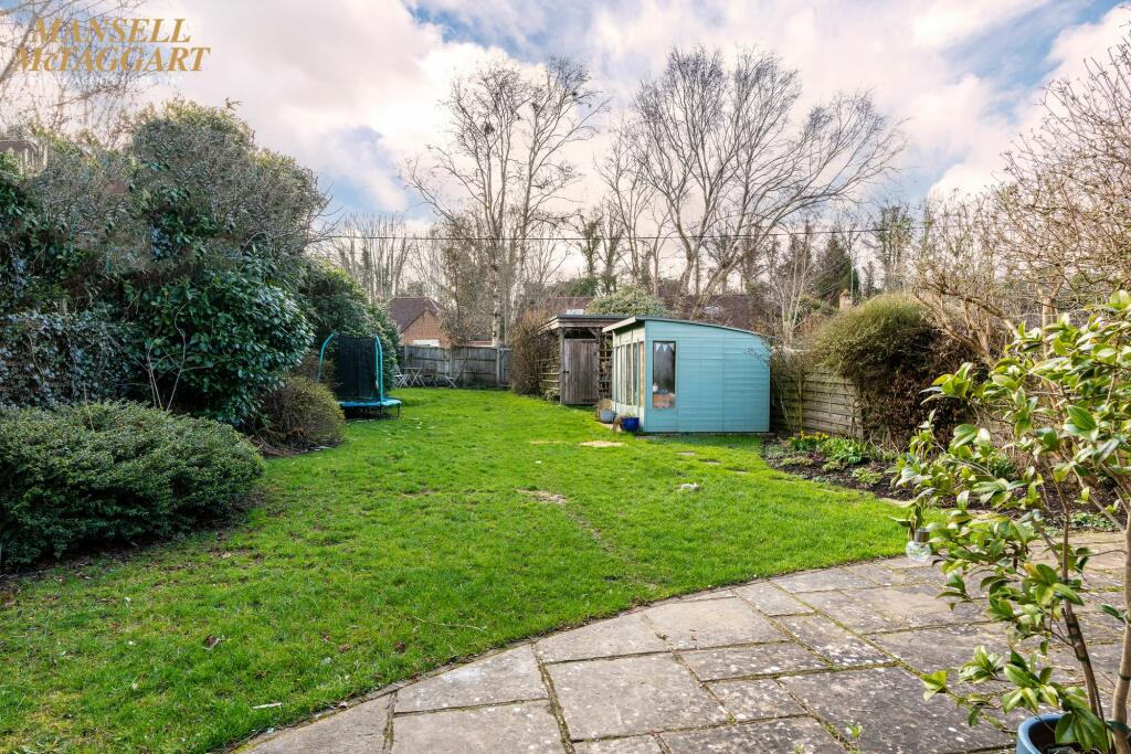 4 bedroom detached house for sale in Chancellors Park, Hassocks, BN6