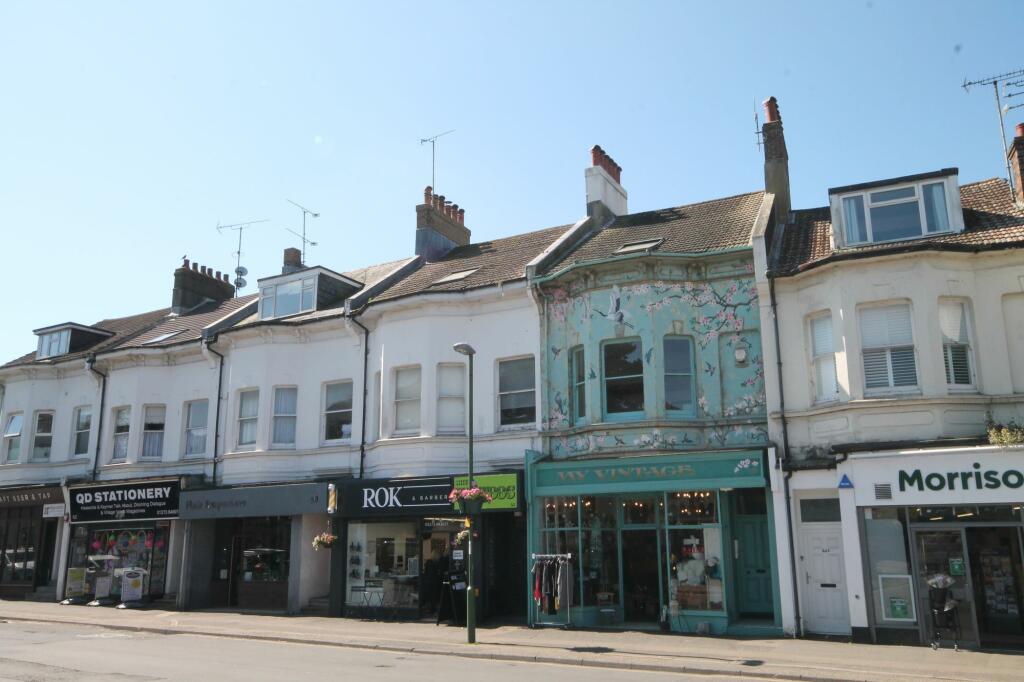 3 bedroom flat for sale in 48 Keymer Road, Hassocks, BN6