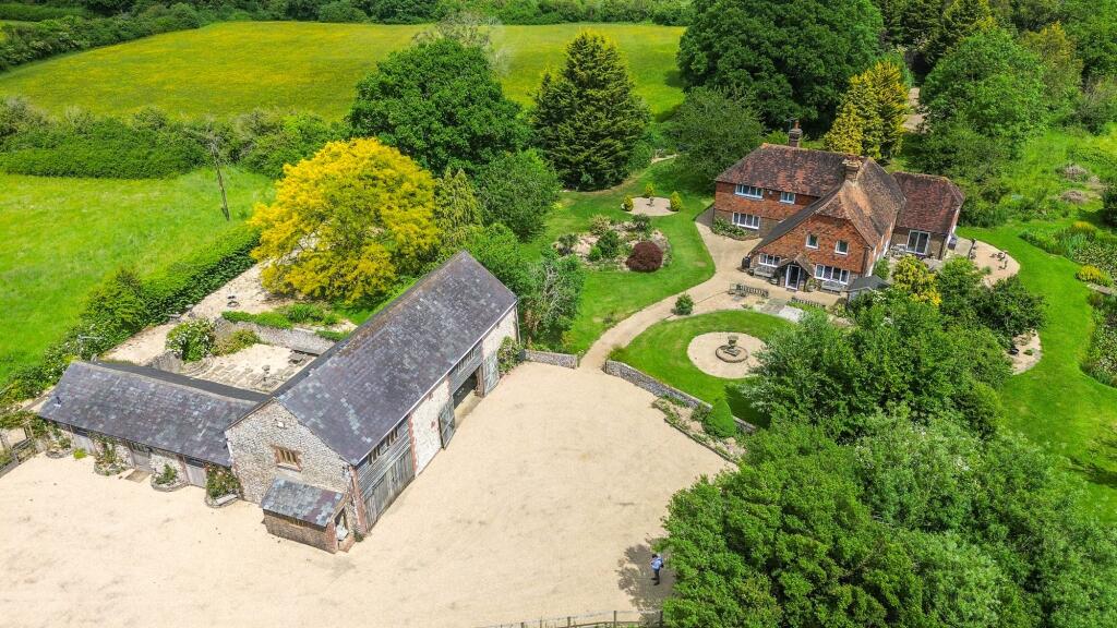 Main image of property: Elm Grove Farm, Streat Lane, Streat, East Sussex BN6 8RY
