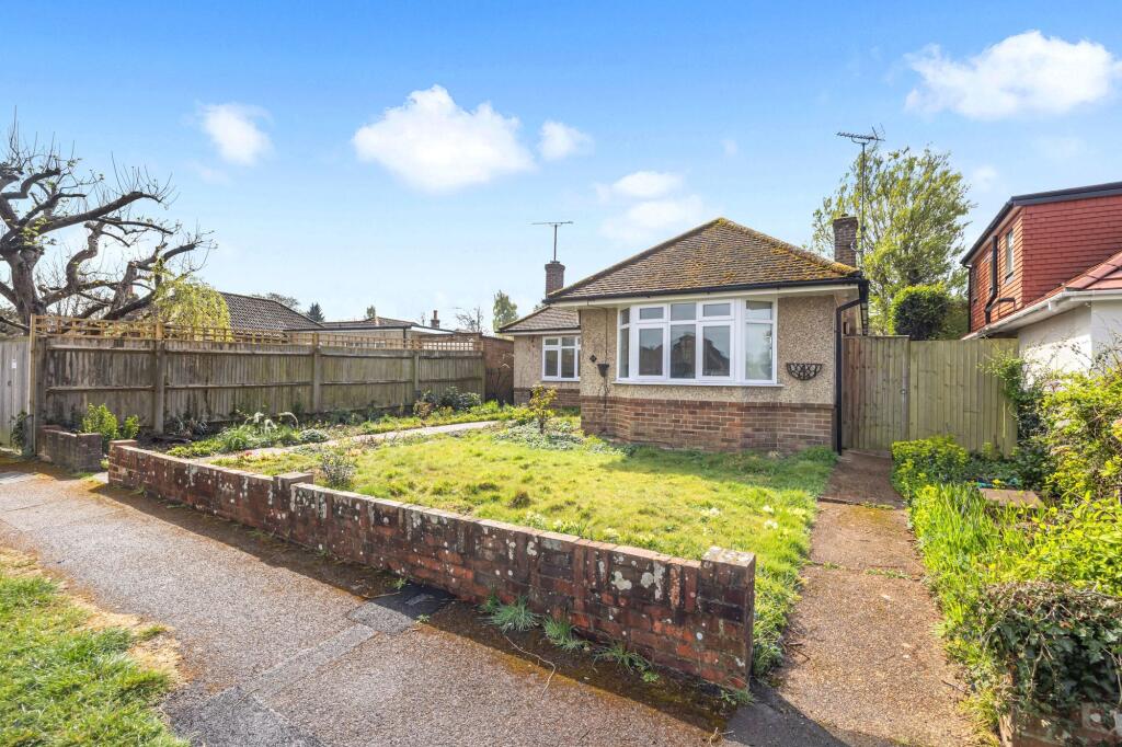 Main image of property: Newlands Close, Hassocks, BN6