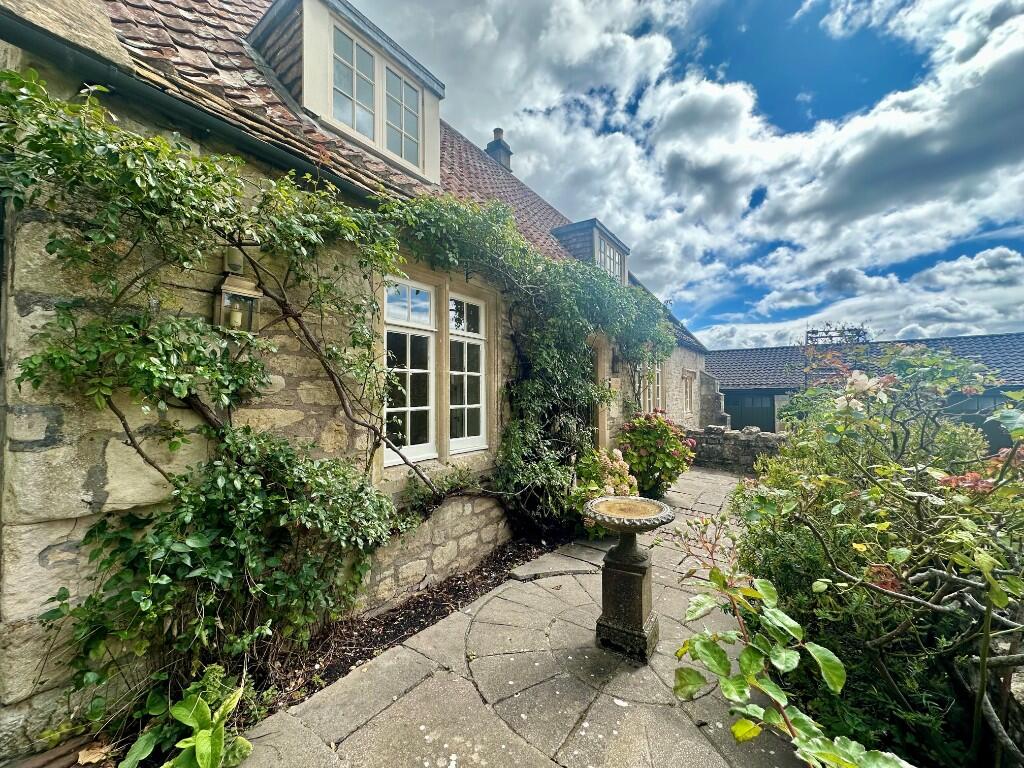 Main image of property: Bath, Somerset, BA2 7DW