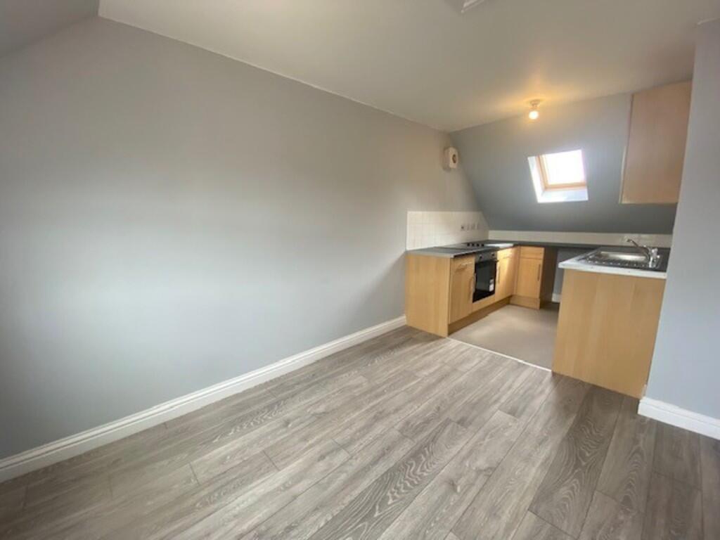 Main image of property: Pindar Oak Cottages, Barnsley, S70 3QZ