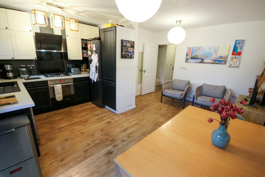 Additional property image - Chieftain Way