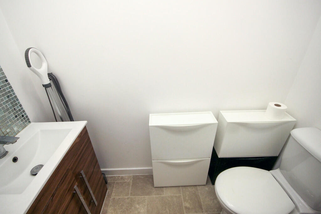 Additional property image - Chieftain Way