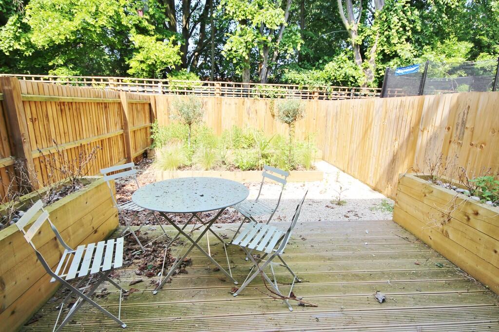 Additional property image - Lilywhite Drive