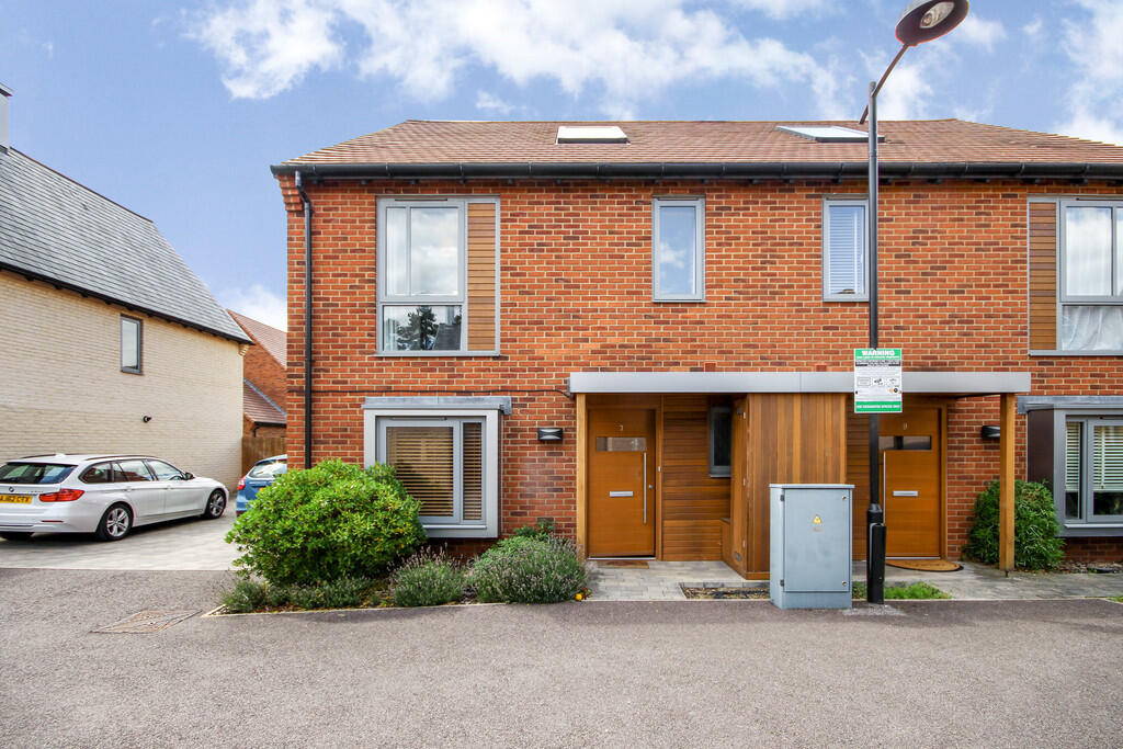 Main image of property: Rialto Close