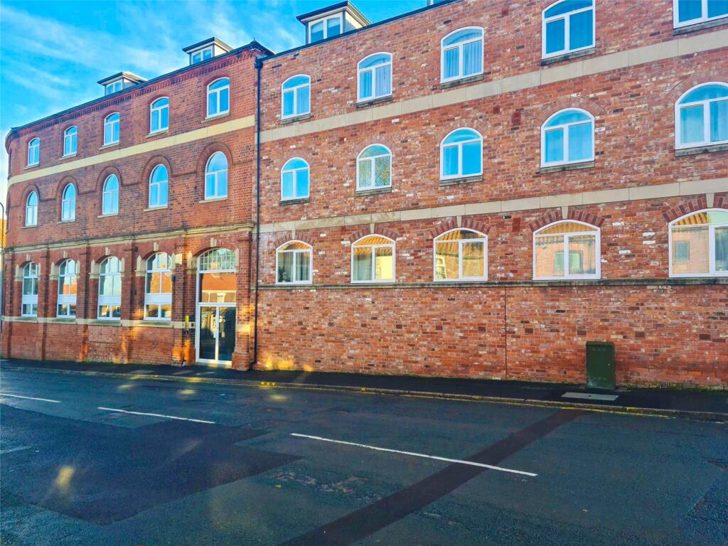 2 bedroom flat for sale in Copperfield House, Brigg Road, Barton Upon