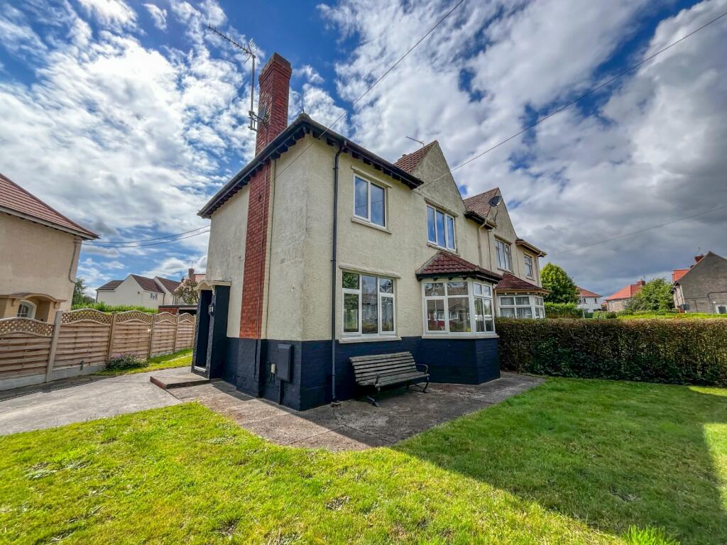 3 bedroom semidetached house for sale in Tofts Road, Barton Upon