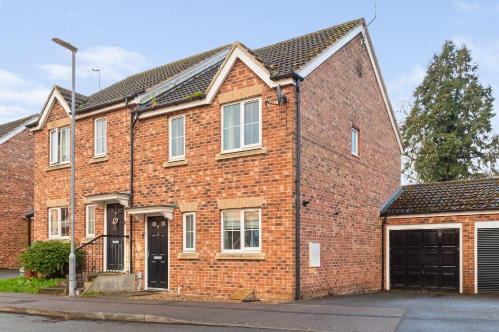 Main image of property: Oak Drive, Barton Upon Humber, North Lincs, DN18