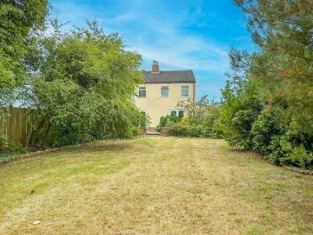 Main image of property: Mount Pleasant, Marsh Lane, New Holland, North Lincolnshire, DN19