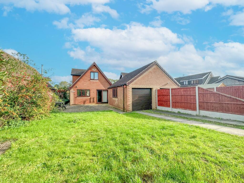 2 bedroom detached house for sale in The Close, Goxhill, BarrowUpon