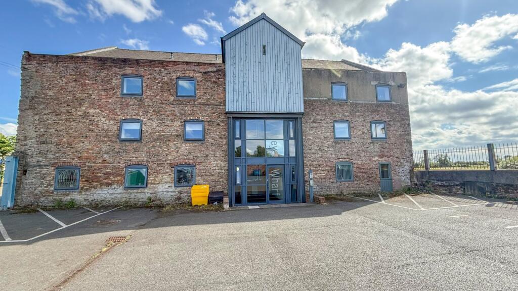 Main image of property: Furleys Wharf, Gainsboorugh, DN21