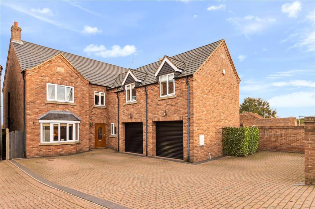 Main image of property: Stockwith Road, Walkerith, Gainsborough, Lincolnshire, DN21