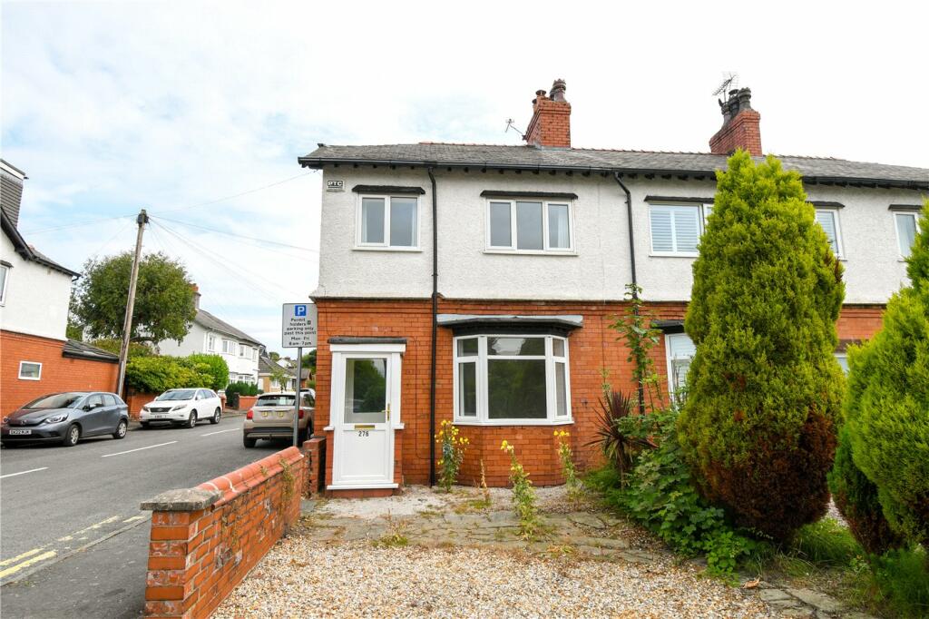 3 bedroom semidetached house for rent in Telegraph Road, Heswall