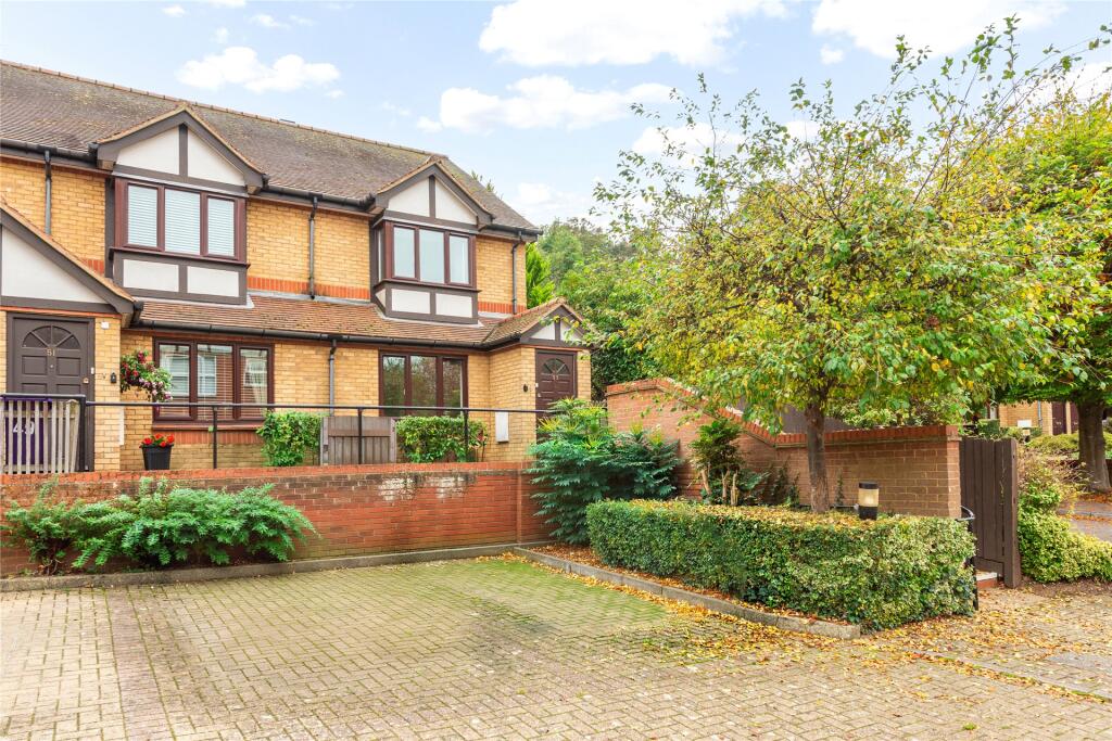 Main image of property: Harrison Close, Hitchin, Hertfordshire, SG4