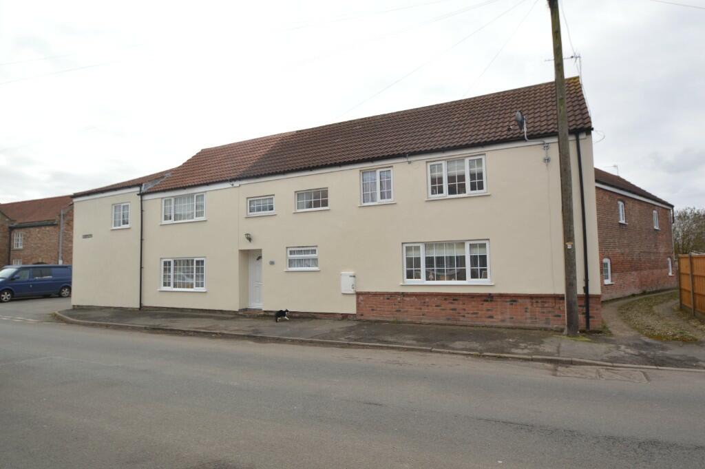 3 bedroom cottage for sale in 1a, Central Farm, Market Place, Owston