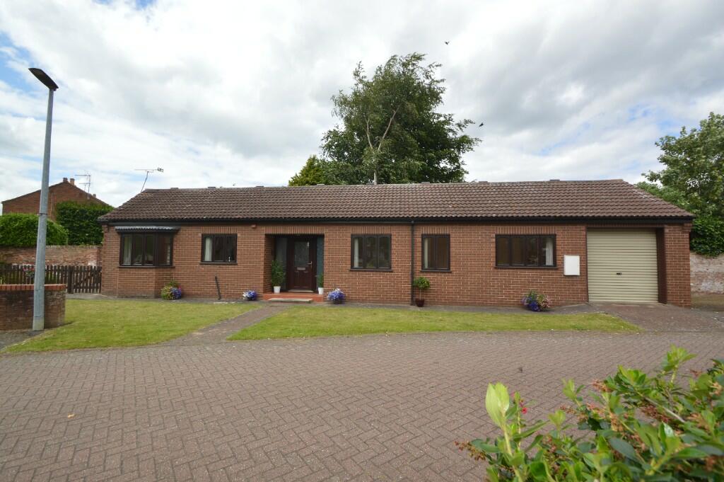 Main image of property: 1 Fern Croft, Epworth, DN9 1GE