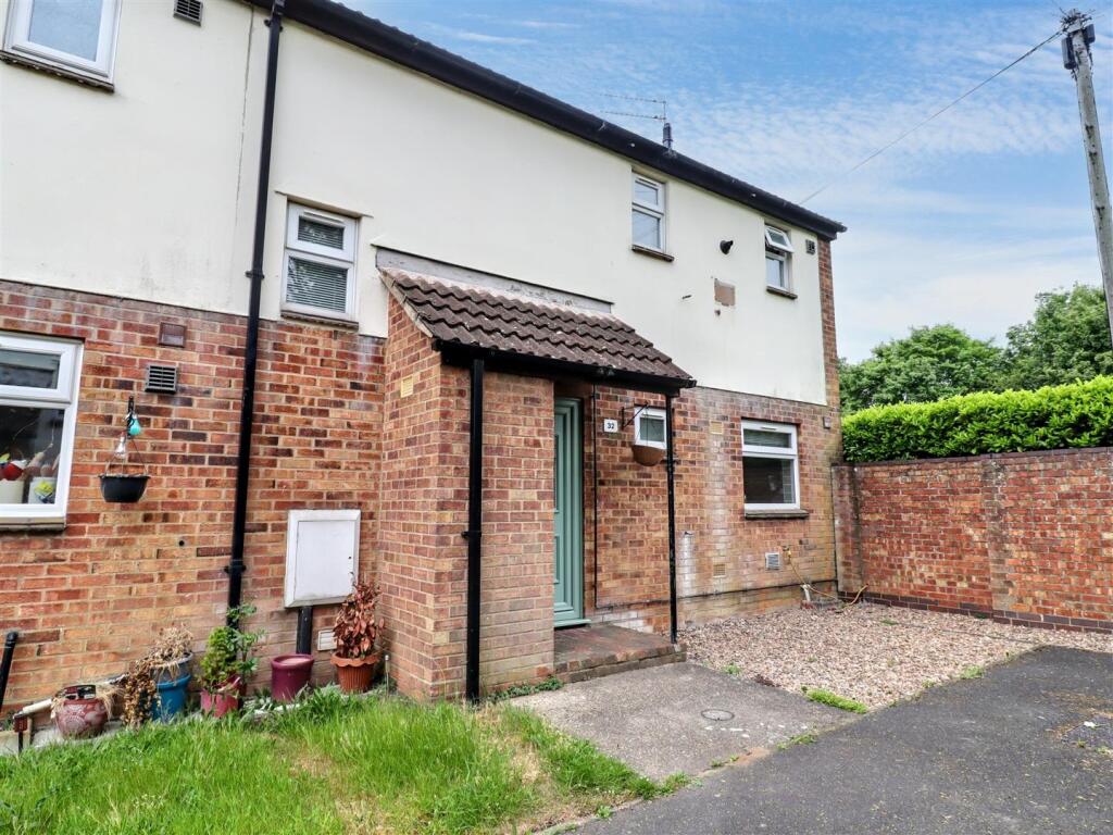 Main image of property: Oulton Road, Norwich