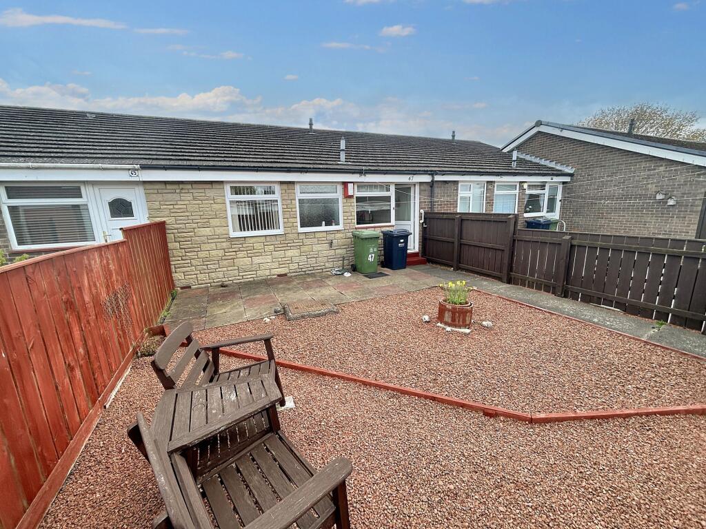 Main image of property: Hartside Crescent, Blaydon, Blaydon-on-Tyne, Tyne and Wear, NE21 6HL
