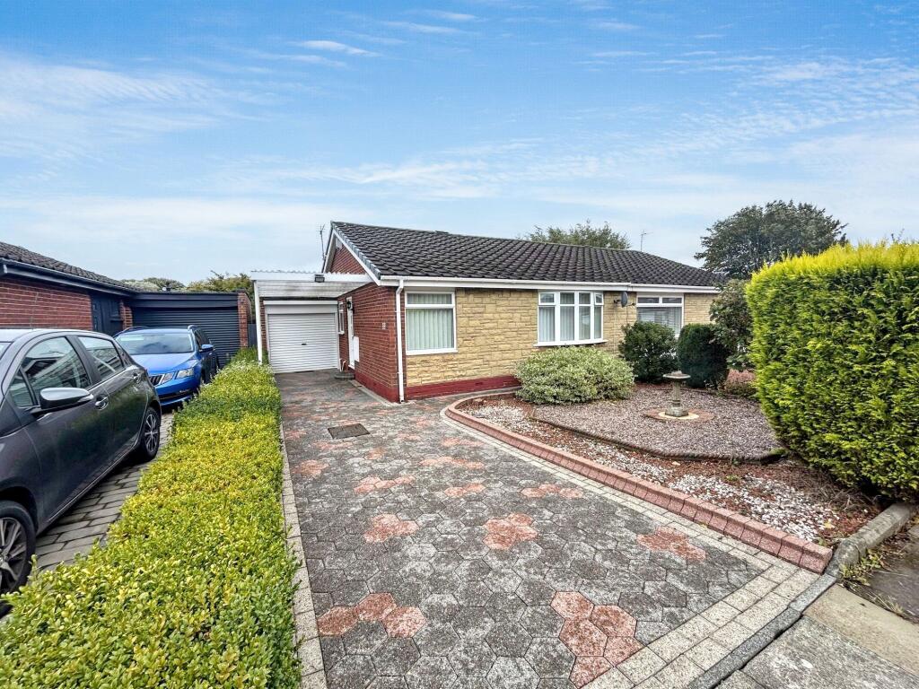 Main image of property: Windsor Close, Whickham, Newcastle upon Tyne, Tyne and Wear, NE16 5SX
