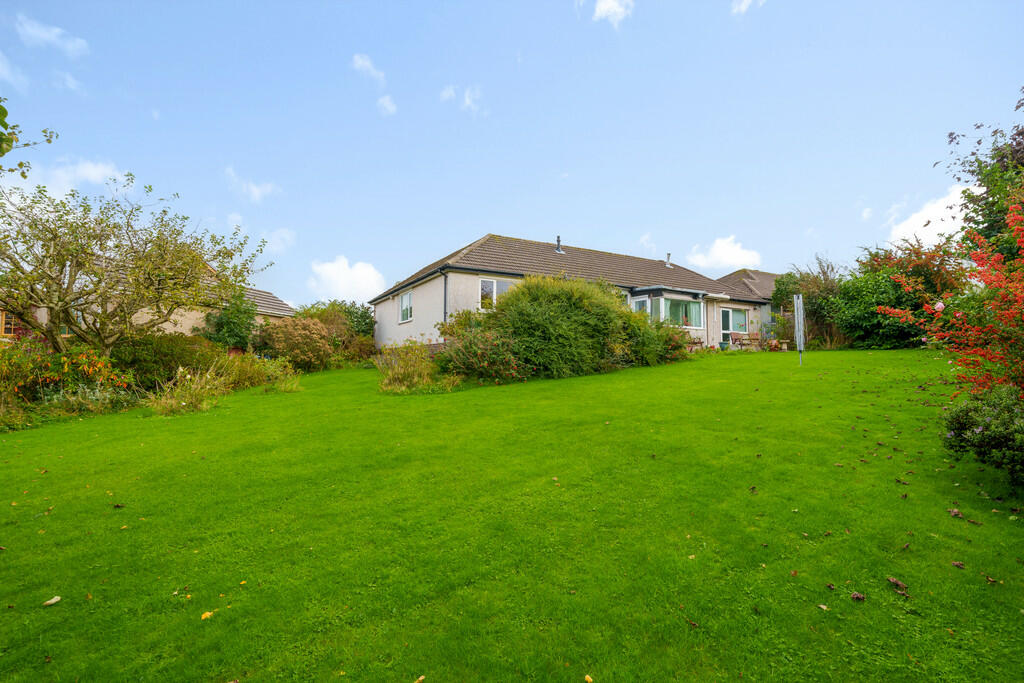 3 bedroom detached bungalow for sale in 17 Keats Avenue, Bolton Le