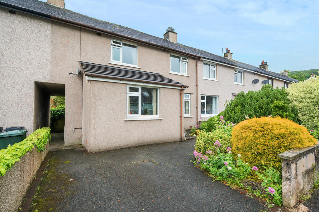 Main image of property: 40 Croftlands, Warton, Lancashire, LA5 9QA