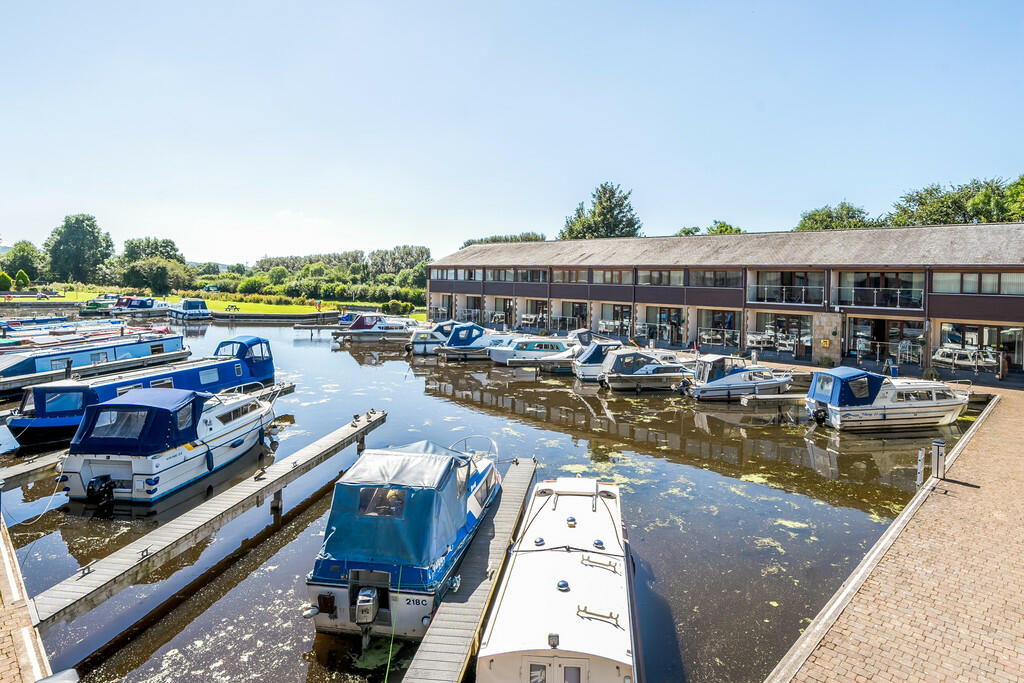 Main image of property: 4 Lapwing House, Tewitfield Marina, Tewitfield, Carnforth, LA6 1GP