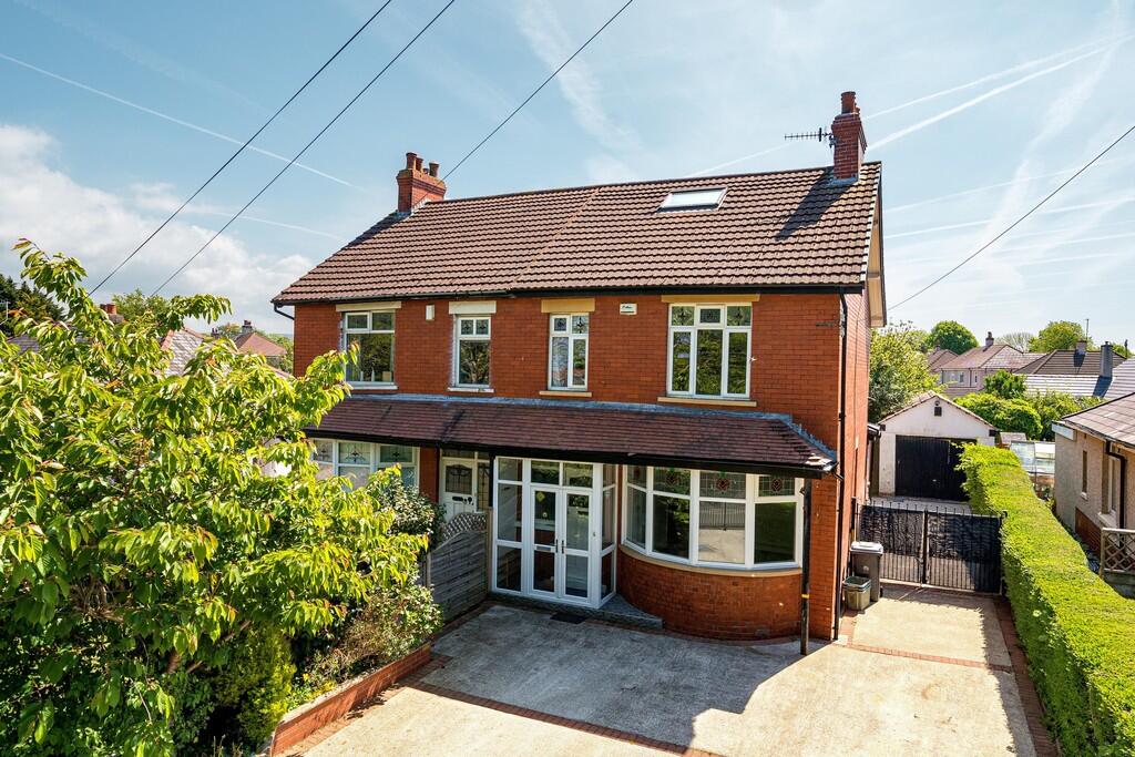 Main image of property: 46 South Road, Morecambe, Lancashire, LA4 6JP