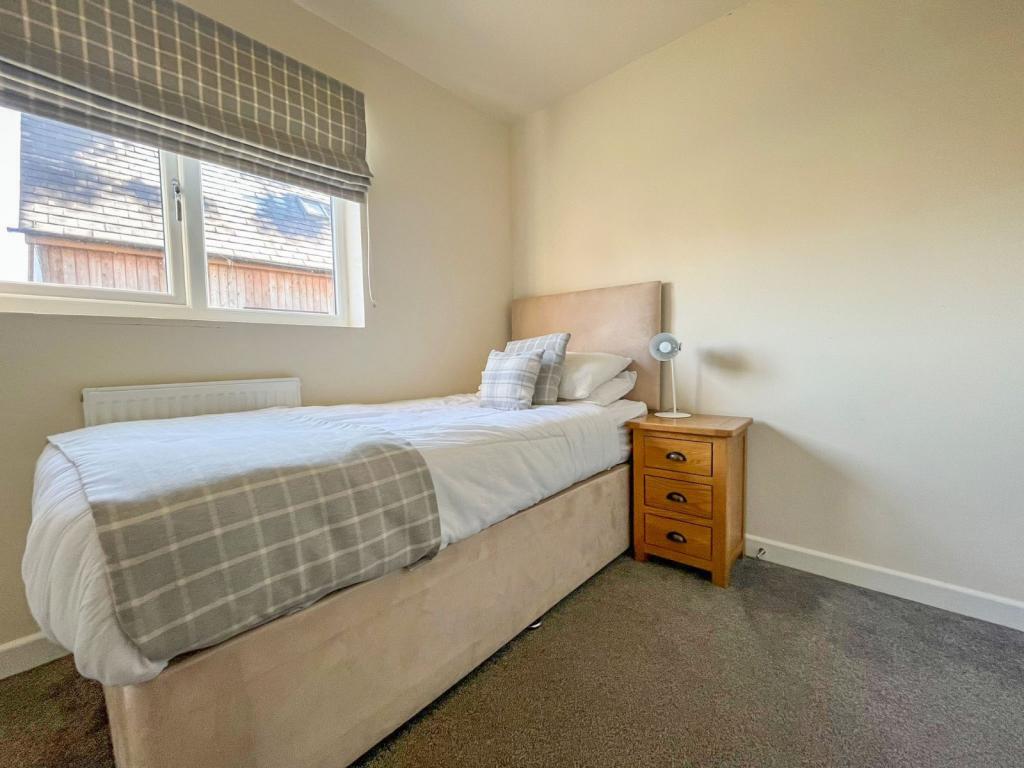 5 bedroom detached house for sale in Brigg Marina, Mill Lane, Brigg