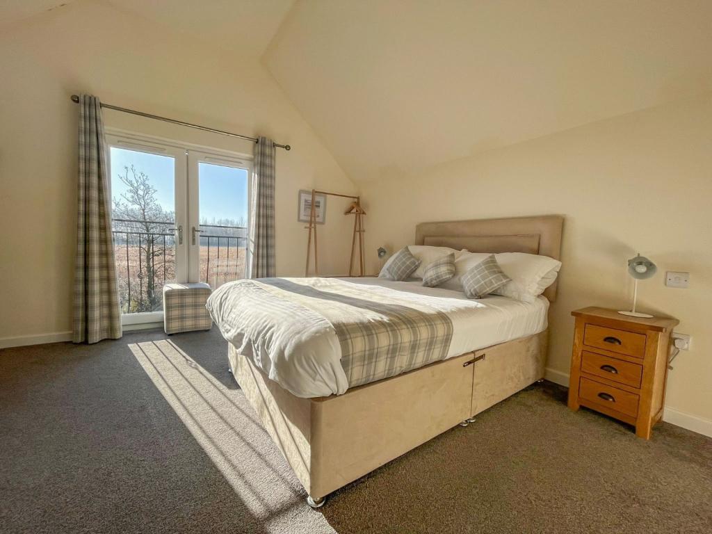 5 bedroom detached house for sale in Brigg Marina, Mill Lane, Brigg