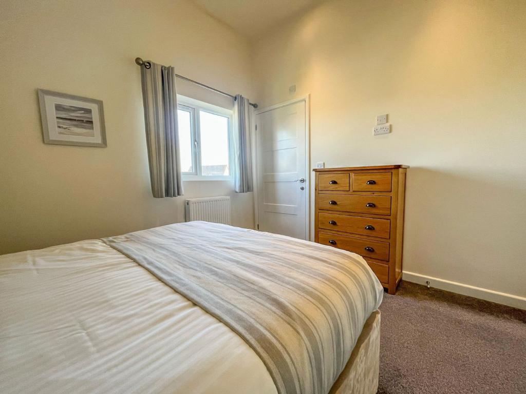 5 bedroom detached house for sale in Brigg Marina, Mill Lane, Brigg