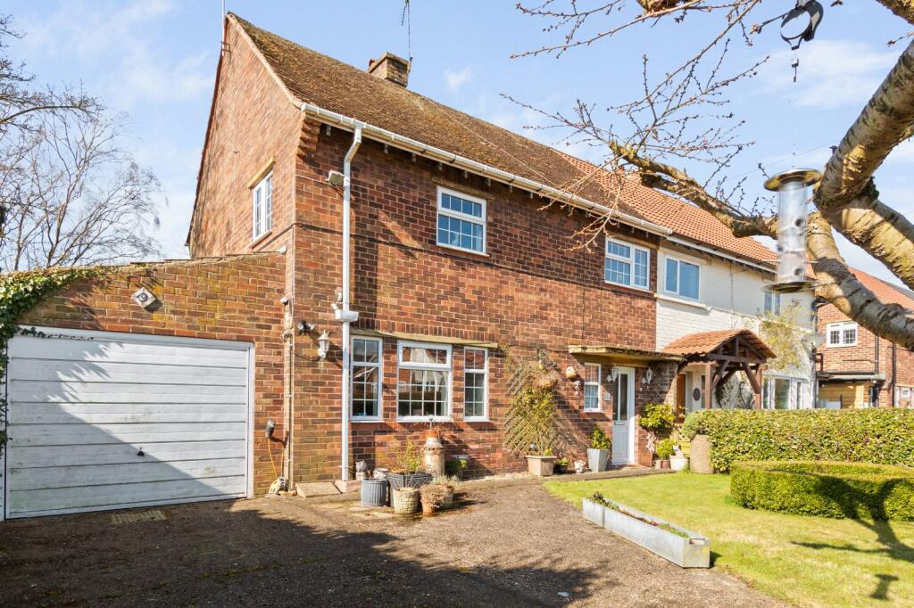 Main image of property: Maltkiln Lane, Elsham, North Lincolnshire, DN20