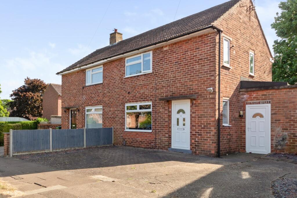 Main image of property: Waddingworth Grove, Lincoln, LN2