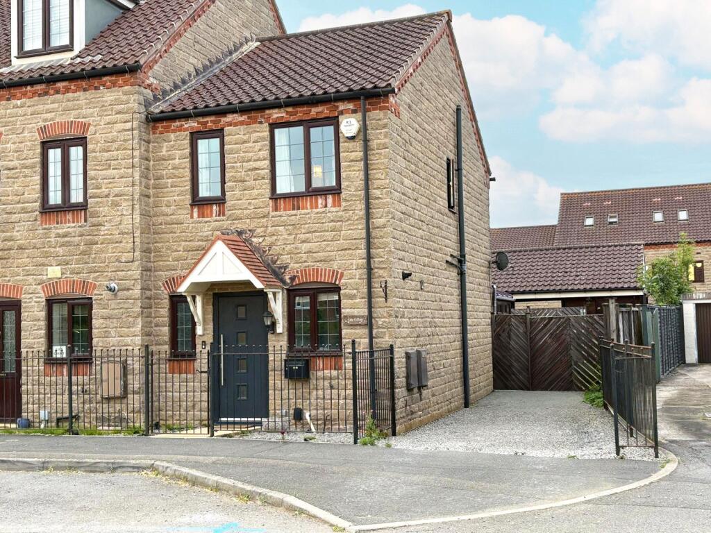 Main image of property: North Cliff Road, Kirton-In-Lindsey, North Lincolnshire, DN21